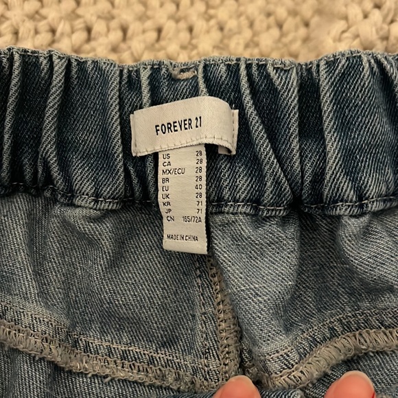 Forever 21 jeans - Picture 4 of 4